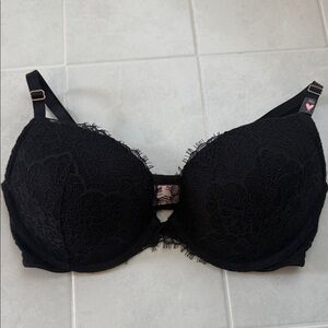 Victoria's Secret Dream Angels Black push up Lace Bra